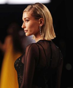 Hailey Bieber Back Side Diamond Painting