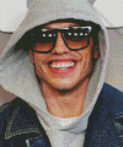 Pete Davidson with Glasses Diamond Painting