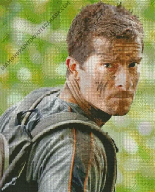 Bear Grylls Diamond Painting