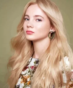 Gorgeous Freya Allan Diamond Painting